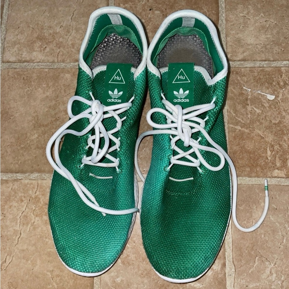 Pharrell Adidas Hu’s Green Shoes Size 10